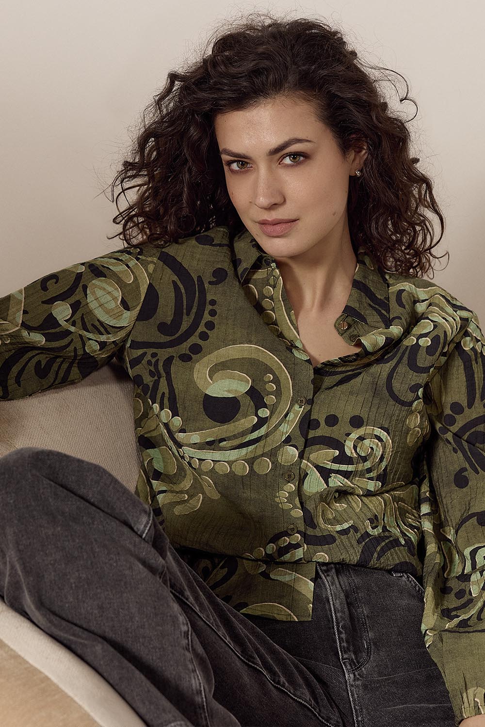 Blouse Green Elegance