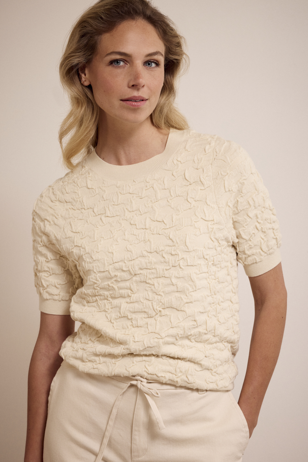 Short-Sleeve 3D-Knit Jumper