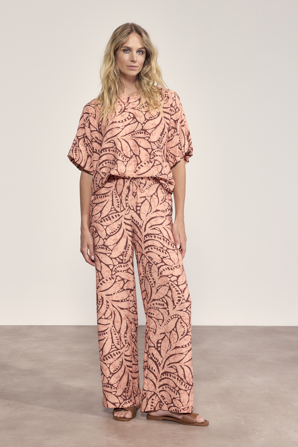 Wide-Leg Trousers Leaf Luxe