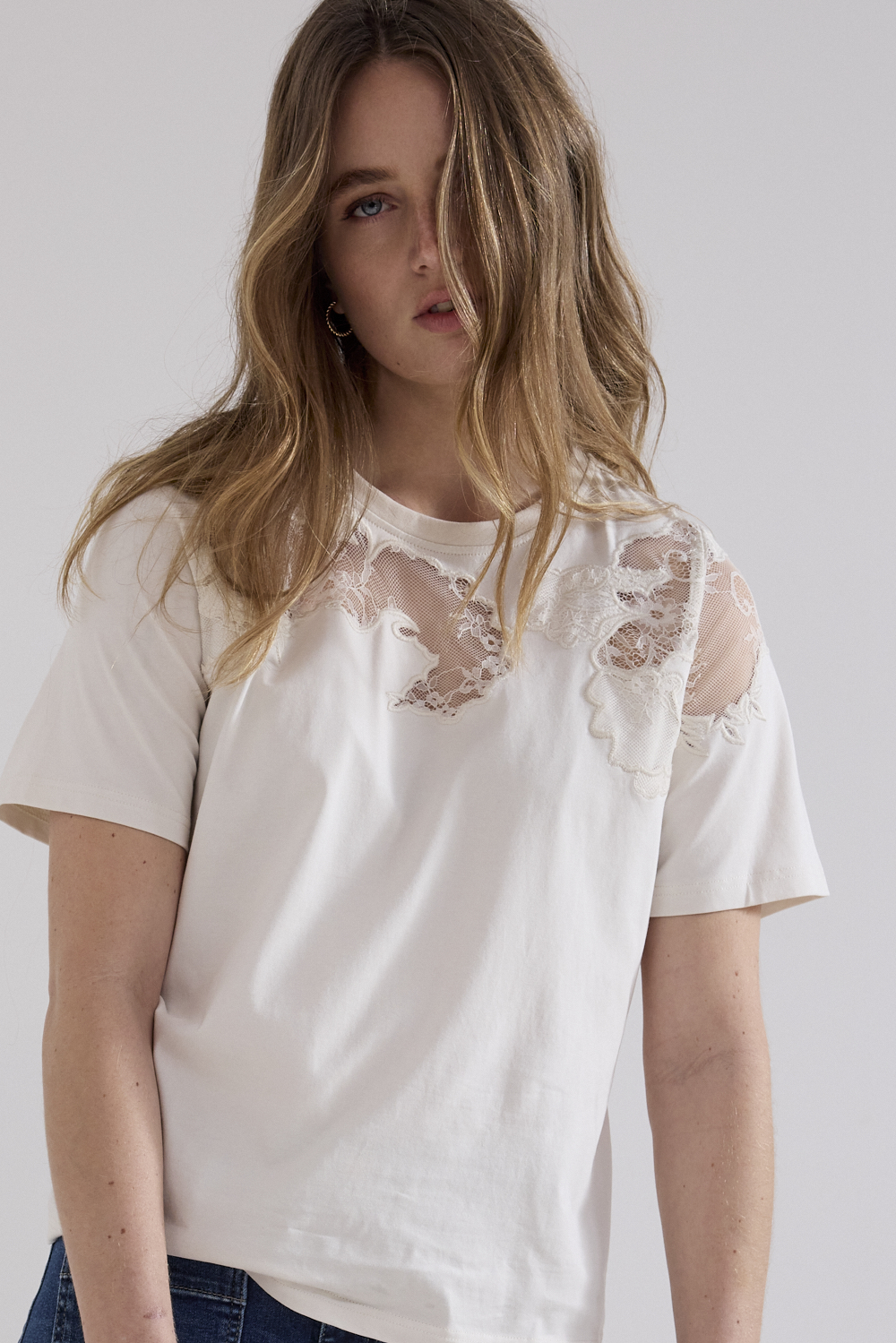 T-Shirt Lace Insert