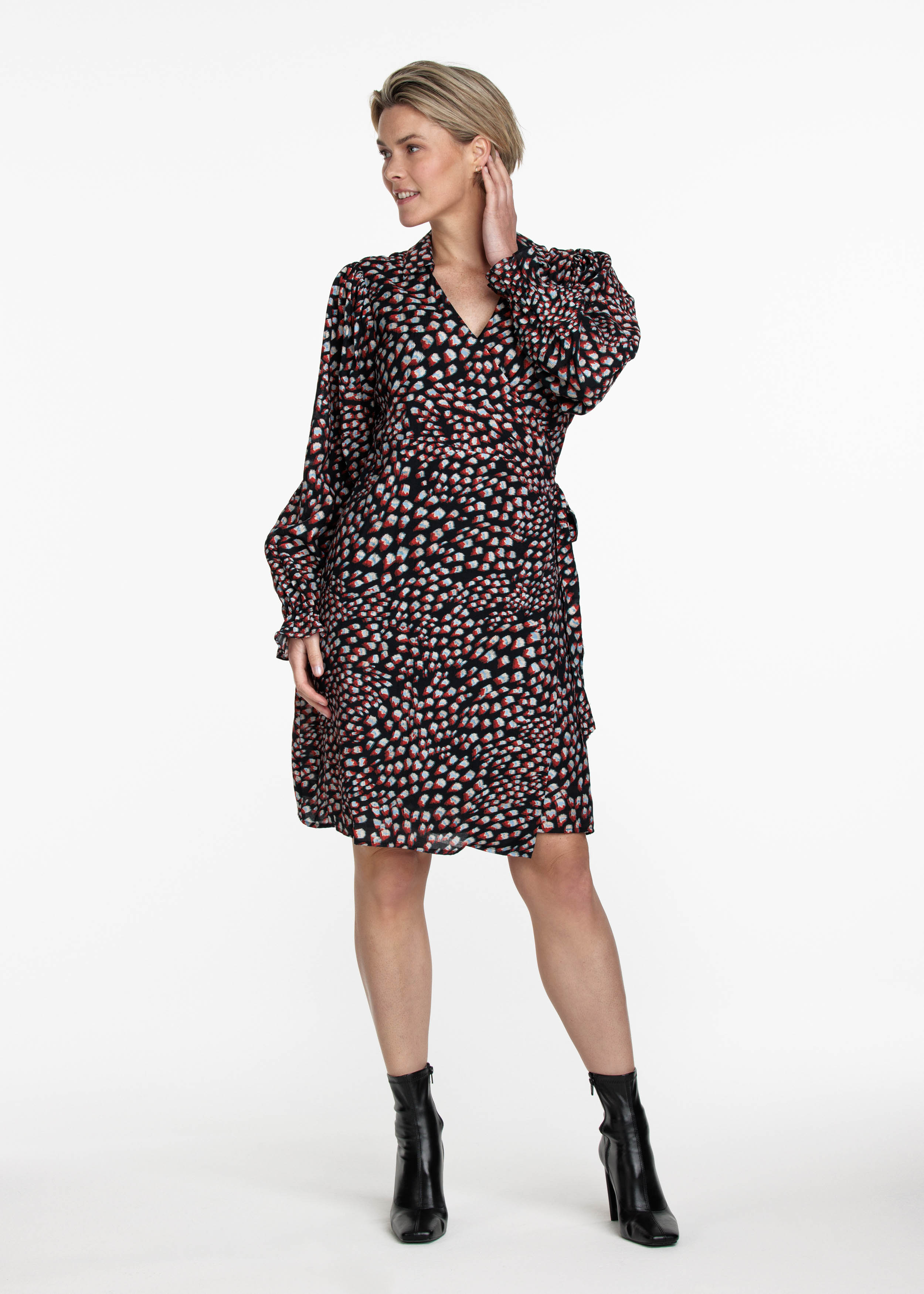 Dress Travel Feather Print