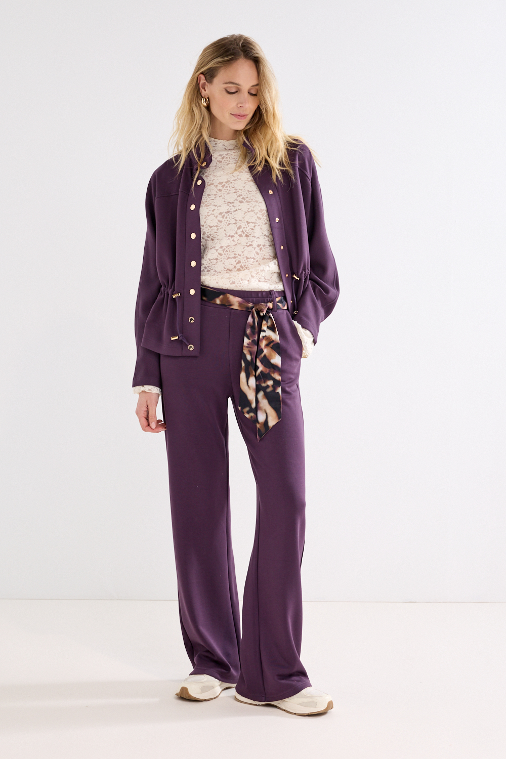 Wide-Leg Trousers Scarf