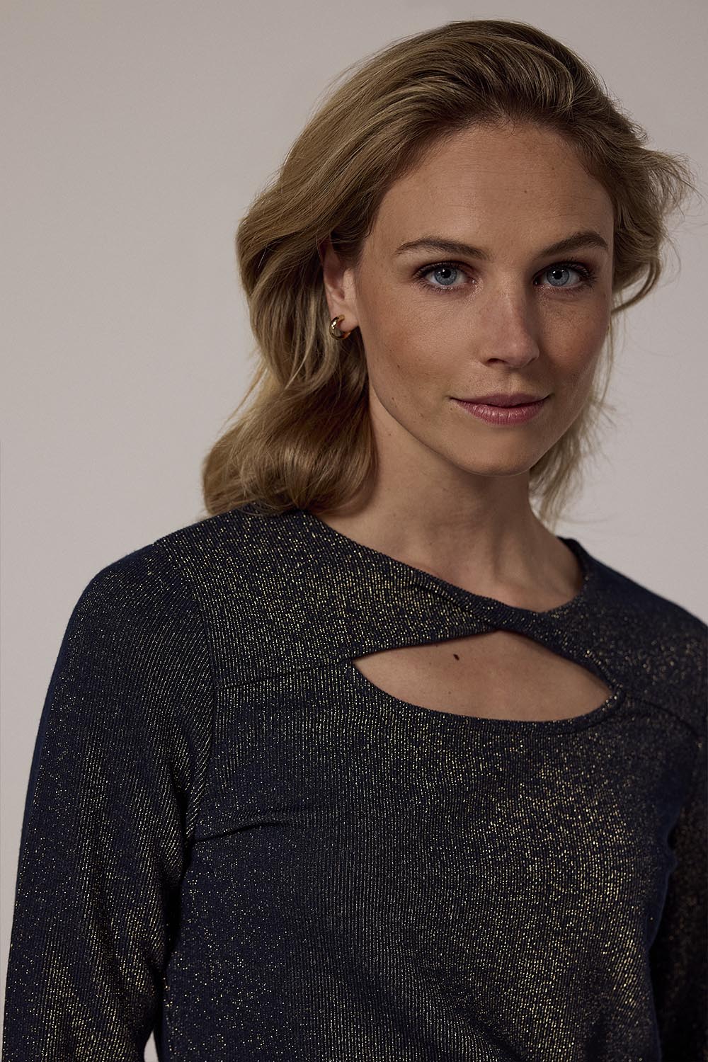 Lurex Top Twisted Neck Detail