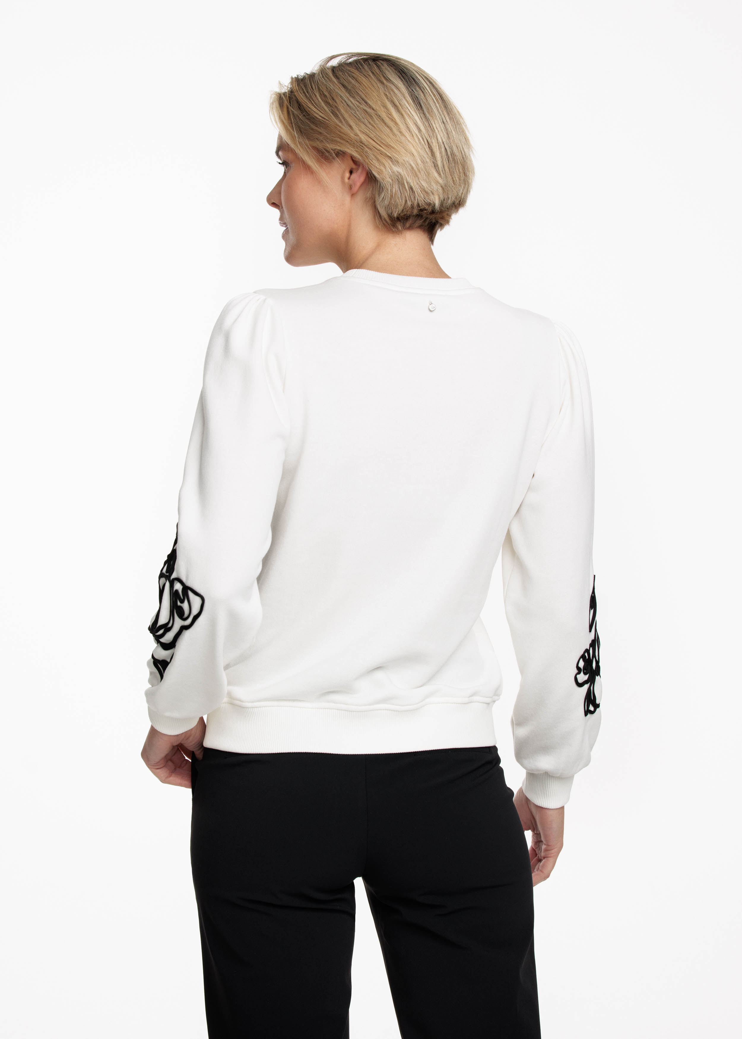 Sweater Tape Details
