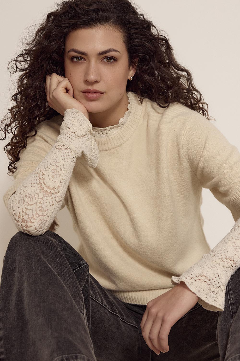 Short-Sleeve Jumper Back Detail