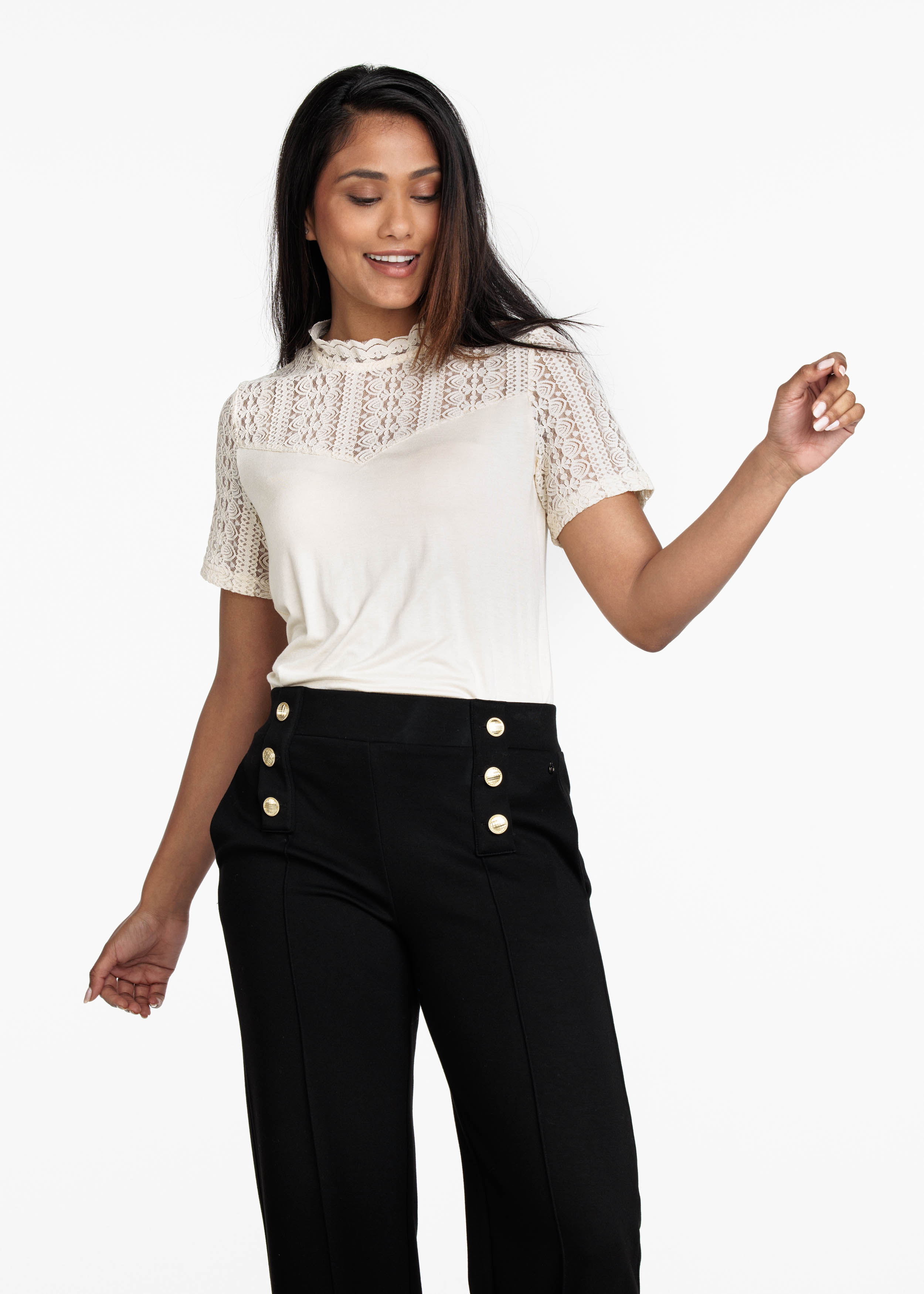 Top Lace Details